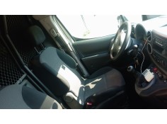 ASIENTO DELANTERO IZQUIERDO 