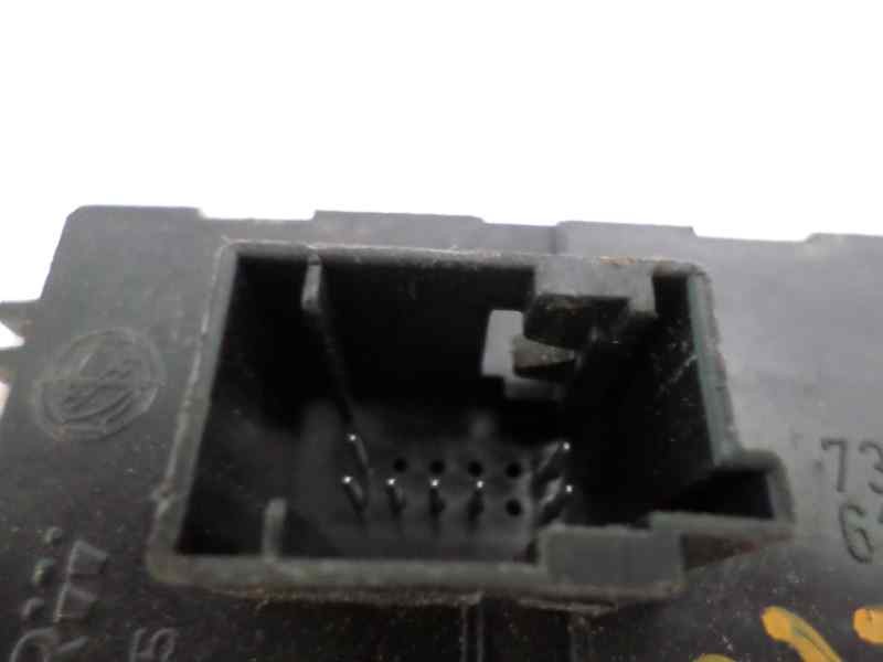 Recambio de mando multifuncion para fiat grande punto (199) 1.3 16v multijet dynamic (55kw) referencia OEM IAM 735367268 6104590