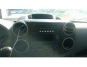 SISTEMA AUDIO / RADIO CD 
