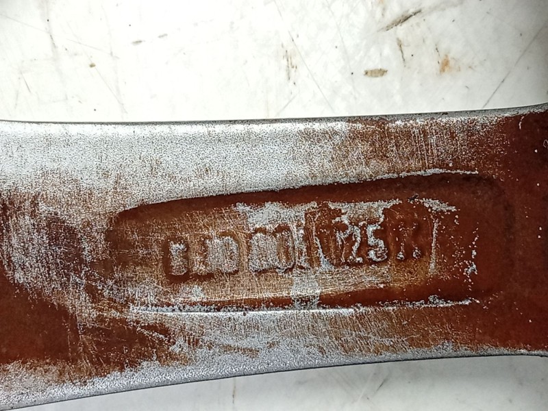 Recambio de llanta para seat ibiza iv (6j5, 6p1) 1.4 tdi referencia OEM IAM  6J0801025K 