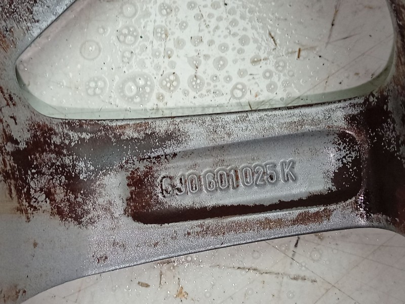 Recambio de llanta para seat ibiza iv (6j5, 6p1) 1.4 tdi referencia OEM IAM  6J0801025K 