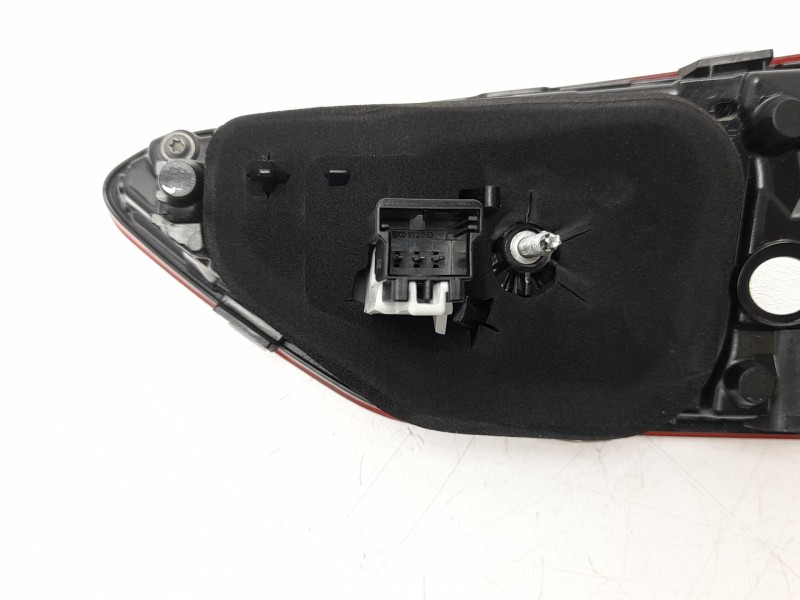 Recambio de piloto trasero izquierdo interior para volkswagen polo vi (aw1, bz1, ae1) 1.0 tsi referencia OEM IAM  2G0945093D 