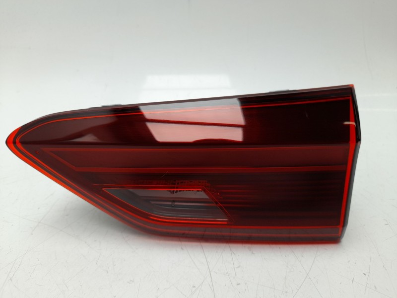 Recambio de piloto trasero derecho interior para volkswagen polo vi (aw1, bz1, ae1) 1.0 tsi referencia OEM IAM  2G0945094D 