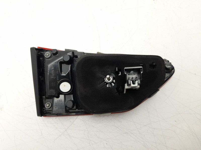 Recambio de piloto trasero derecho interior para volkswagen polo vi (aw1, bz1, ae1) 1.0 tsi referencia OEM IAM  2G0945094D 