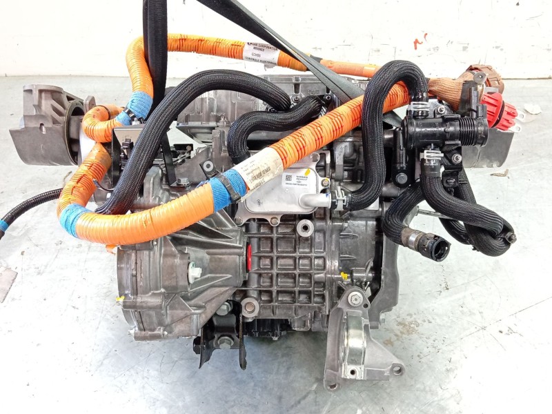 Recambio de motor completo para renault 4 e-tech 120 referencia OEM IAM   