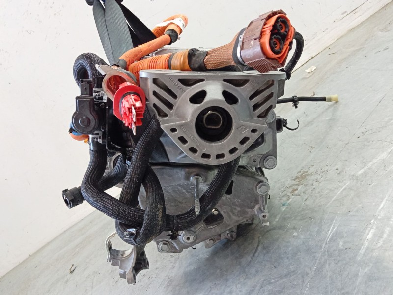 Recambio de motor completo para renault 4 e-tech 120 referencia OEM IAM   