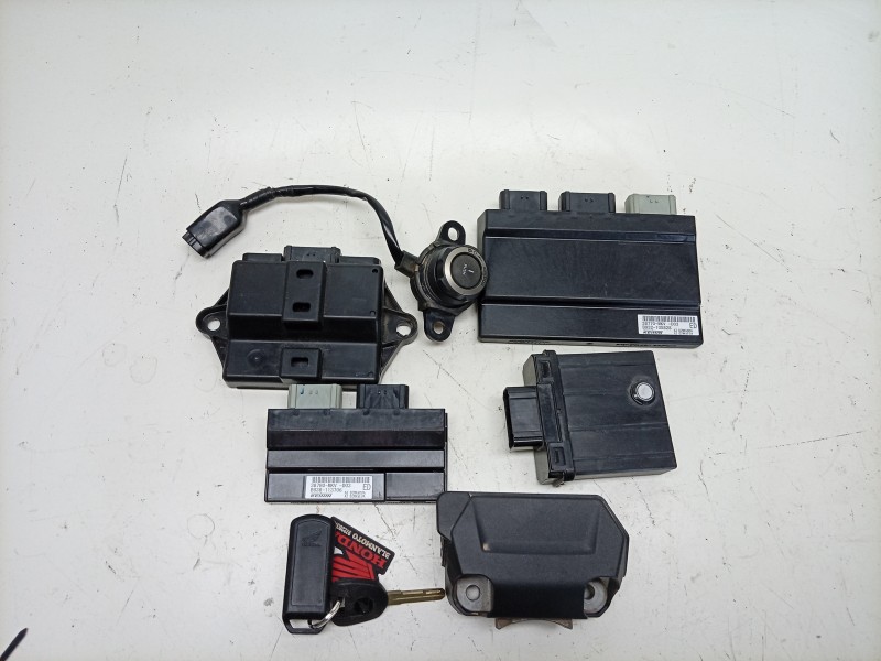 Recambio de conmutador de arranque para honda forza forza 750 (rh11) referencia OEM IAM  35120MKTD02 