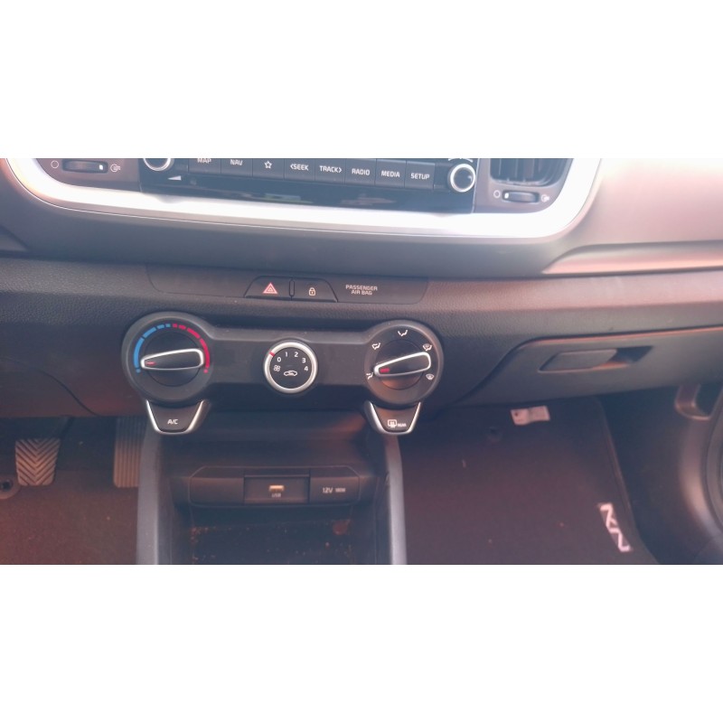 Recambio de mando calefaccion / aire acondicionado para kia stonic (yb) 1.0 t-gdi eco-dynamics+ referencia OEM IAM   