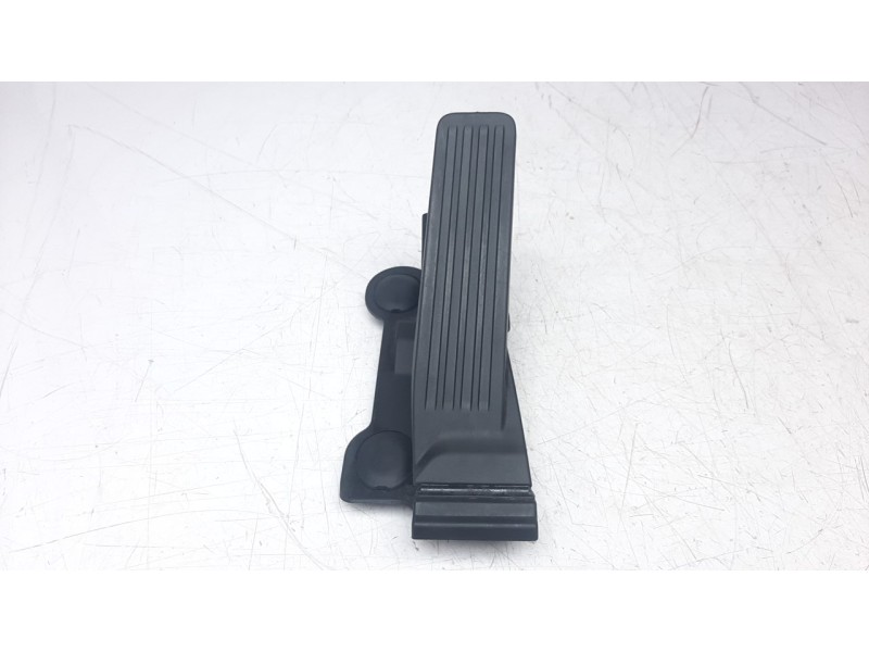 Recambio de potenciometro pedal para mazda 3 berlina (bp) referencia OEM IAM 6PV31243711  