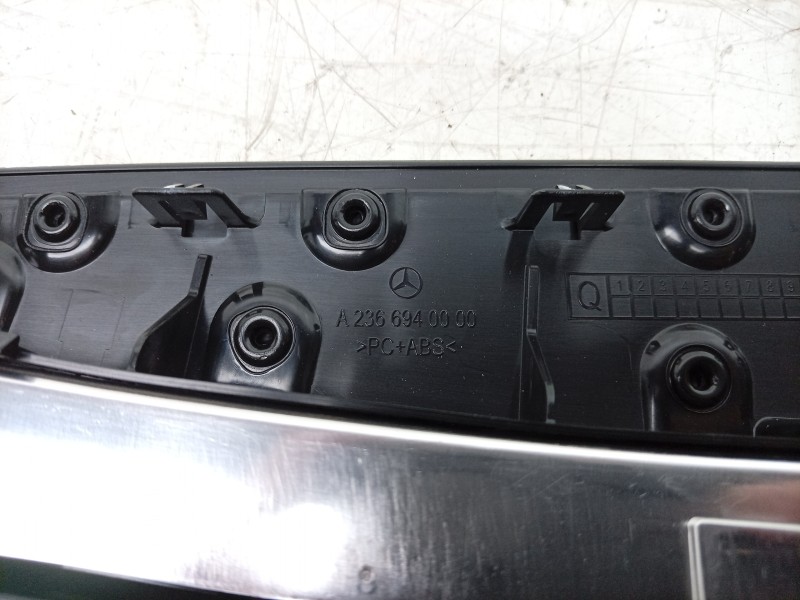 Recambio de luz central de freno para mercedes-benz cle cle 220d referencia OEM IAM  A2366940000 