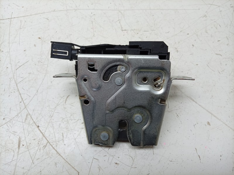 Recambio de cerradura maletero / porton para mercedes-benz cle cle 220d referencia OEM IAM A0997502200 A0997502200 