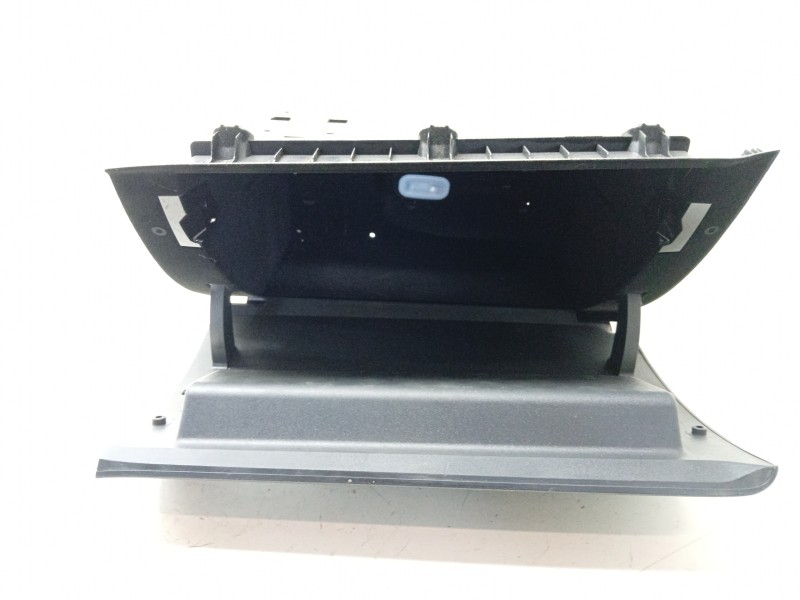 Recambio de guantera para mercedes-benz cle cle 220d referencia OEM IAM  2366806801 