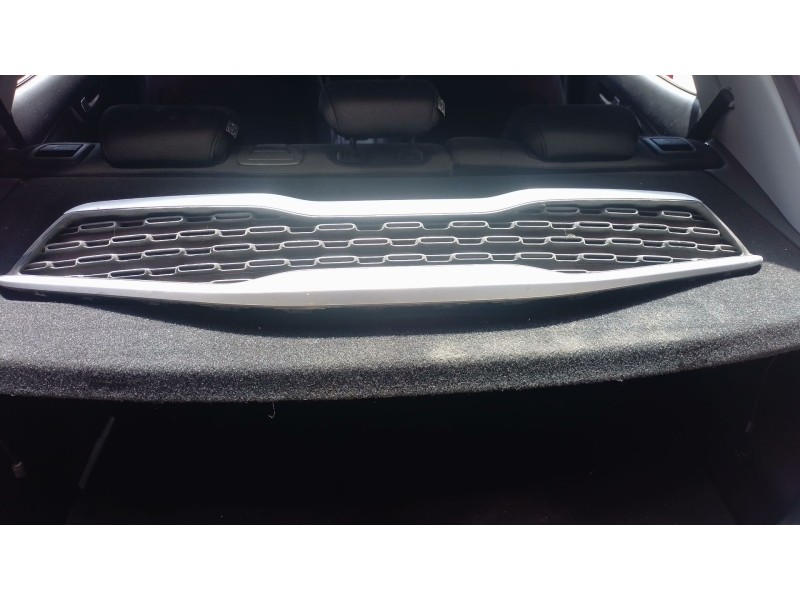 Recambio de rejilla delantera para kia stonic (yb) 1.0 t-gdi eco-dynamics+ referencia OEM IAM   