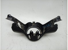 Recambio de moldura para yamaha x-max 125 referencia OEM IAM  BL2F614400  2