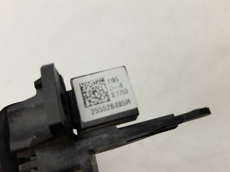 Recambio de mando volante para renault 4 e-tech 120 referencia OEM IAM  255526495R 
