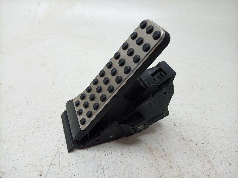 Recambio de potenciometro pedal para mercedes-benz cle cle 220d referencia OEM IAM  A2233000100 