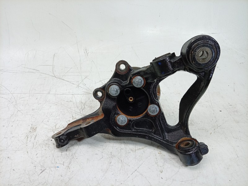 Recambio de mangueta trasera izquierda para renault 4 e-tech 120 referencia OEM IAM  430B10972R 