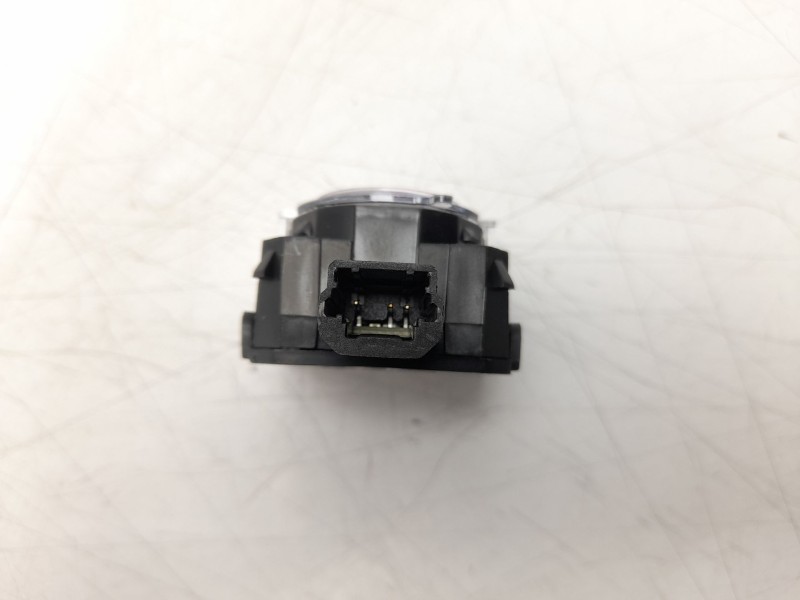 Recambio de luz interior para renault 4 e-tech 120 referencia OEM IAM  264305184R 