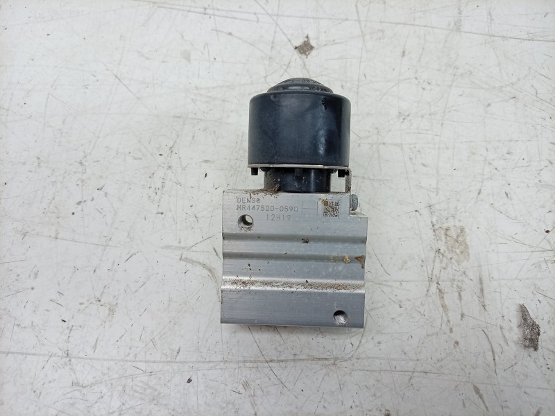 Recambio de valvula intercambio de calefaccion para renault 4 e-tech 120 referencia OEM IAM  MR4475200590 