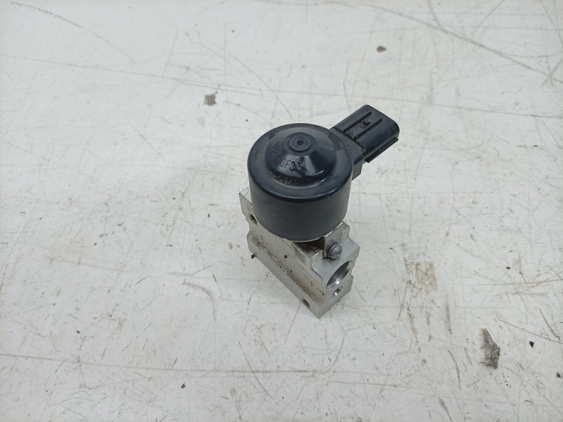 Recambio de valvula intercambio de calefaccion para renault 4 e-tech 120 referencia OEM IAM  MR4475200590 