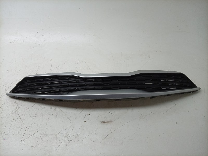 Recambio de rejilla delantera para kia stonic (yb) 1.0 t-gdi eco-dynamics+ referencia OEM IAM  86350H8400 