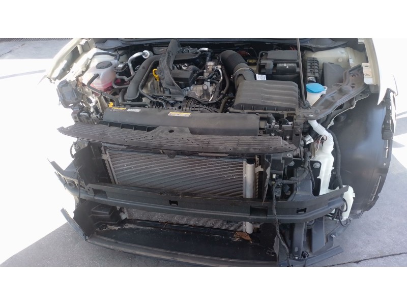Recambio de refuerzo paragolpes delantero para volkswagen taigo (cs1) 1.0 tsi referencia OEM IAM   