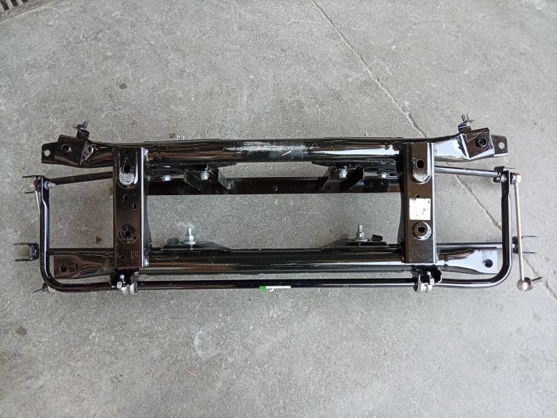 Recambio de puente trasero para renault 4 e-tech 120 referencia OEM IAM  554012196R 