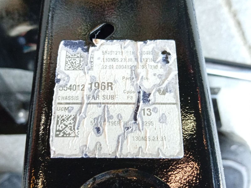 Recambio de puente trasero para renault 4 e-tech 120 referencia OEM IAM  554012196R 
