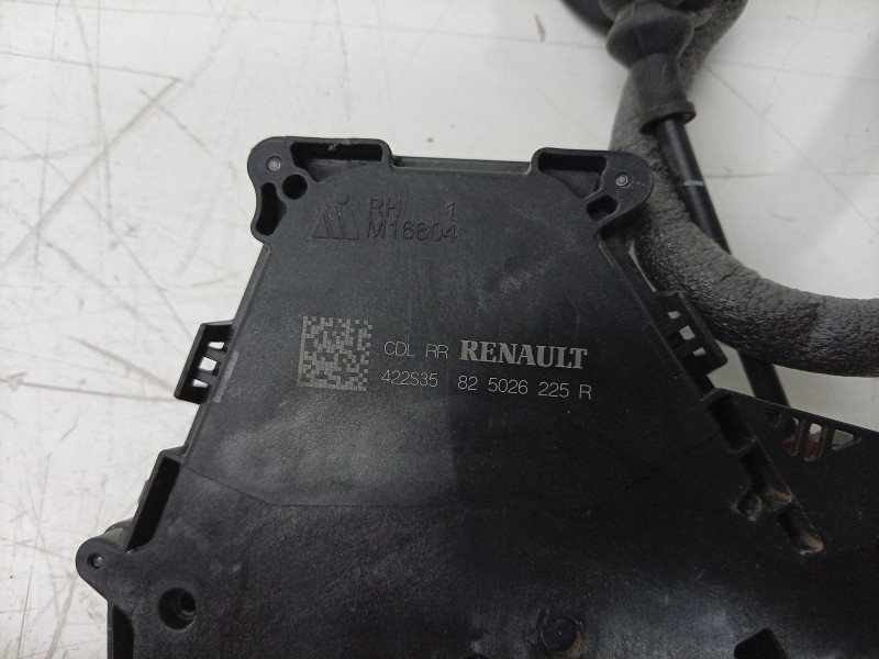 Recambio de cerradura puerta trasera derecha para renault 4 e-tech 120 referencia OEM IAM 825026225R 825026225R 