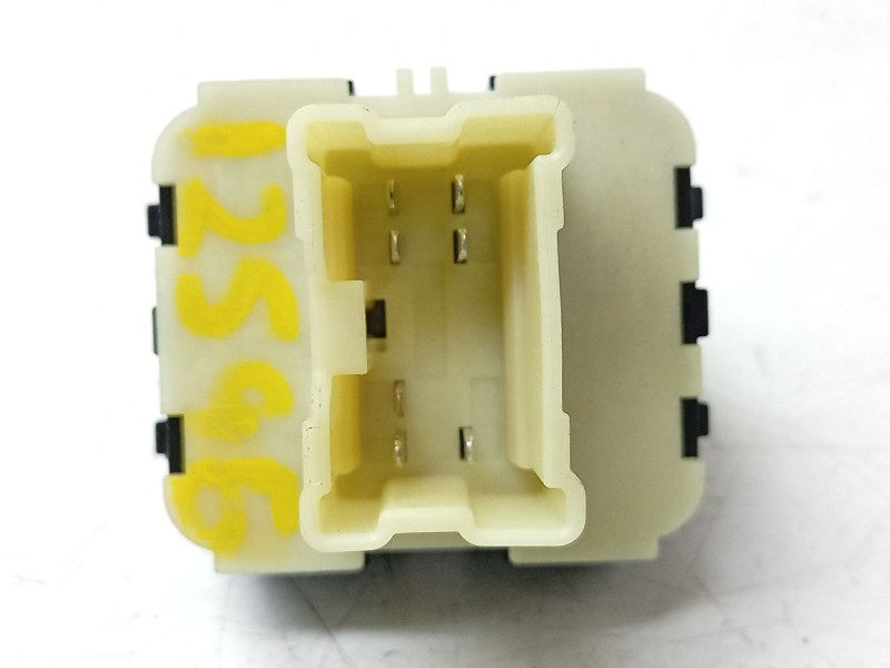 Recambio de mando elevalunas delantero izquierdo para renault clio iv (bh_) 0.9 tce 90 referencia OEM IAM  254112588R 