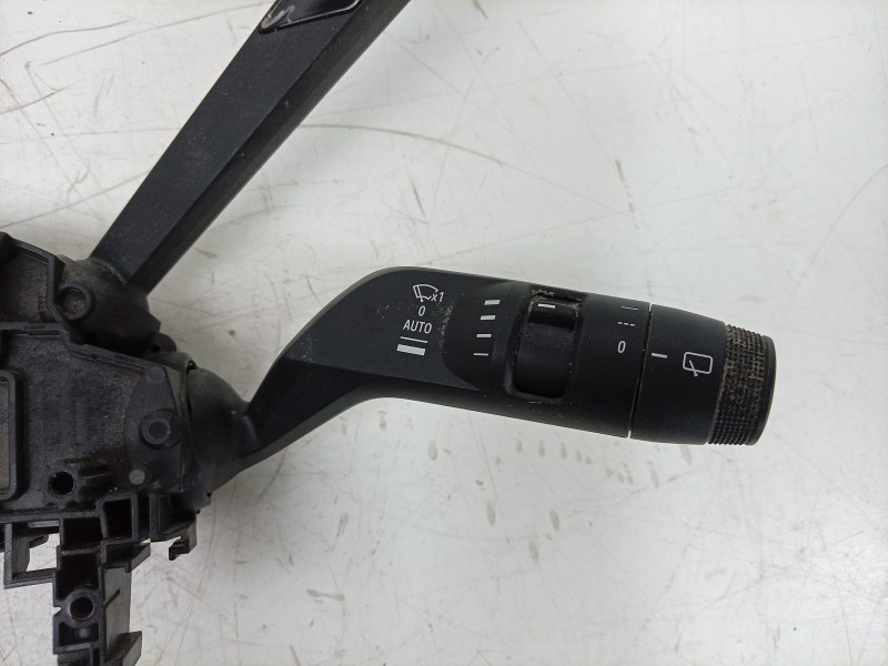 Recambio de palanca cambio para renault 4 e-tech 120 referencia OEM IAM  255676758R 