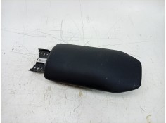 Recambio de apoyabrazos central para renault 4 e-tech 120 referencia OEM IAM  969202279R  2
