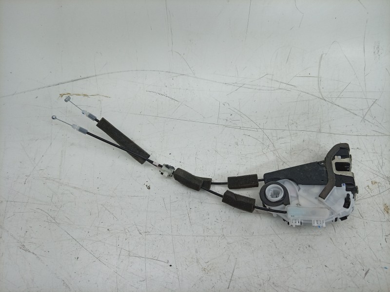 Recambio de cerradura puerta trasera derecha para honda cr-v (rw) 2.0 i-mmd hybrid elegance 2wd referencia OEM IAM  72610TLAA01 
