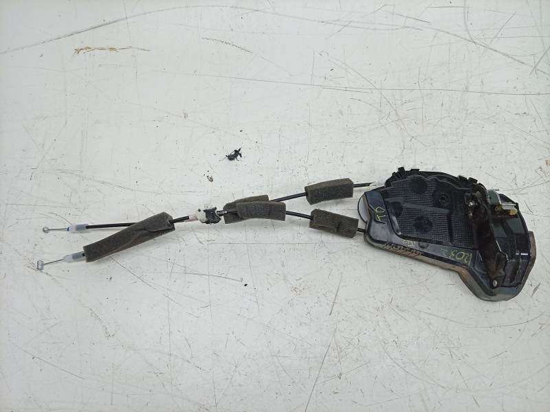 Recambio de cerradura puerta trasera derecha para honda cr-v (rw) 2.0 i-mmd hybrid elegance 2wd referencia OEM IAM  72610TLAA01 