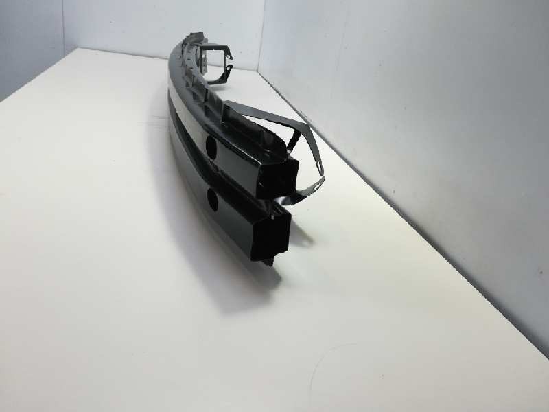 Recambio de refuerzo paragolpes delantero para toyota corolla (e15) referencia OEM IAM  108906707 