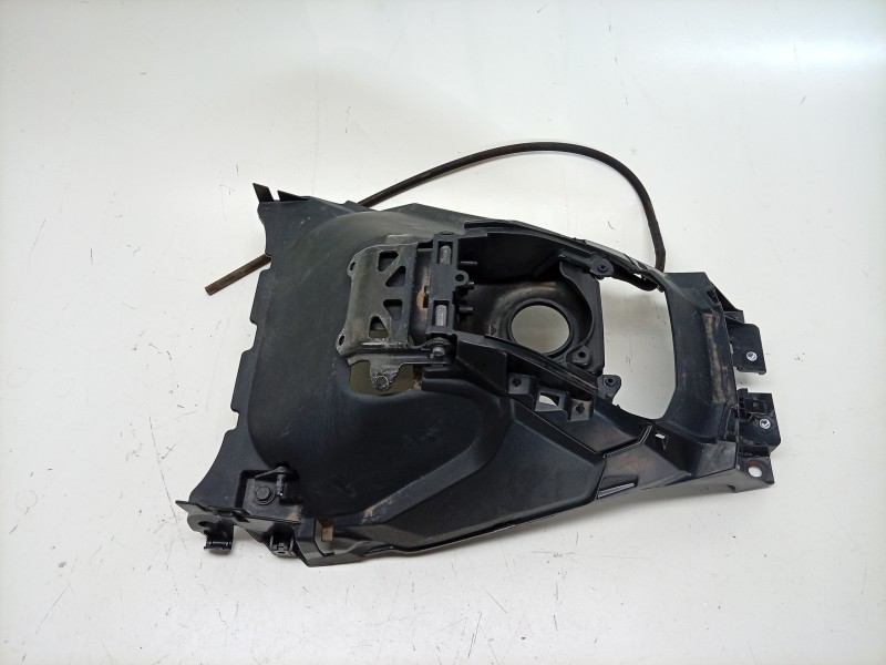 Recambio de moldura para honda forza forza 750 (rh11) referencia OEM IAM  77411MKTD0 