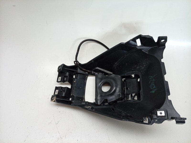 Recambio de moldura para honda forza forza 750 (rh11) referencia OEM IAM  77411MKTD0 