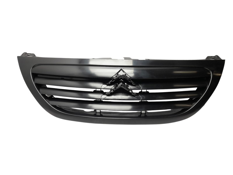 Recambio de rejilla delantera para citroën c3 referencia OEM IAM  7804L0 107072405/5141500/CI3202001