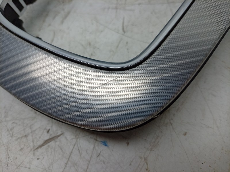 Recambio de moldura para audi q3 (8ub, 8ug) 1.4 tsi referencia OEM IAM  8U1864261RQ5 