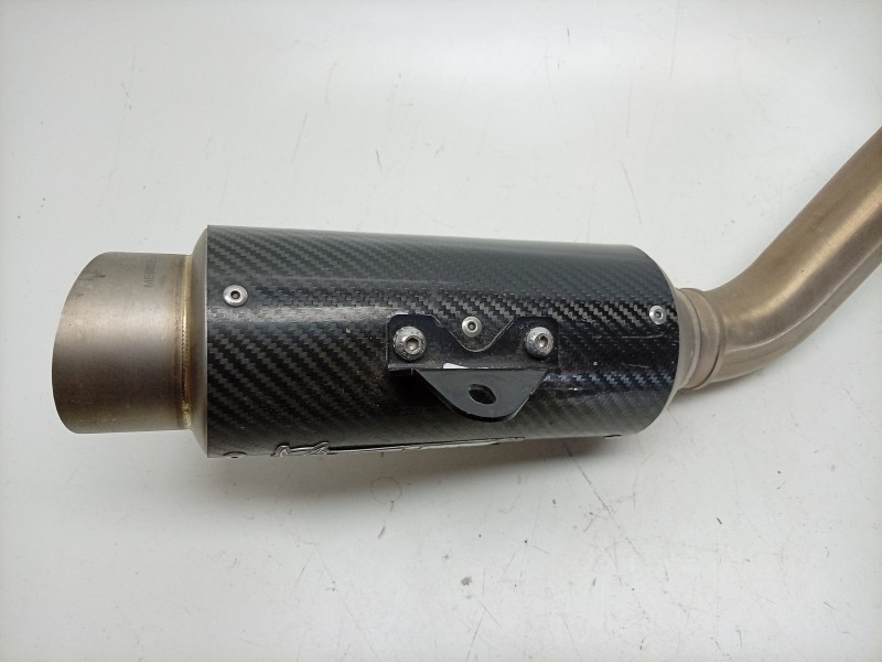 Recambio de silenciador trasero para yamaha mt mt-09 (rn83) referencia OEM IAM  Y066L2P 