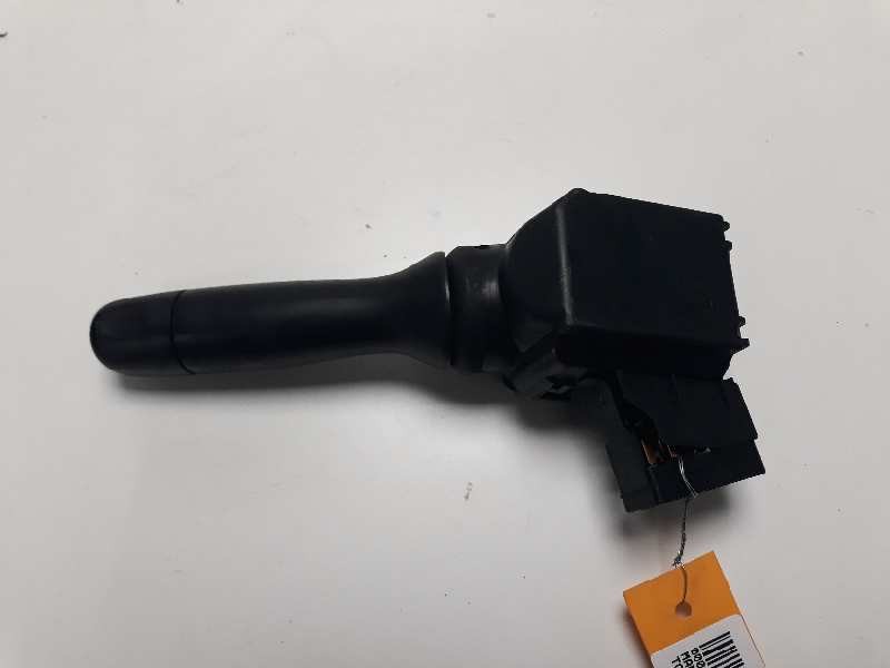 Recambio de mando limpia para toyota yaris (ksp9/scp9/nlp9) básico referencia OEM IAM   