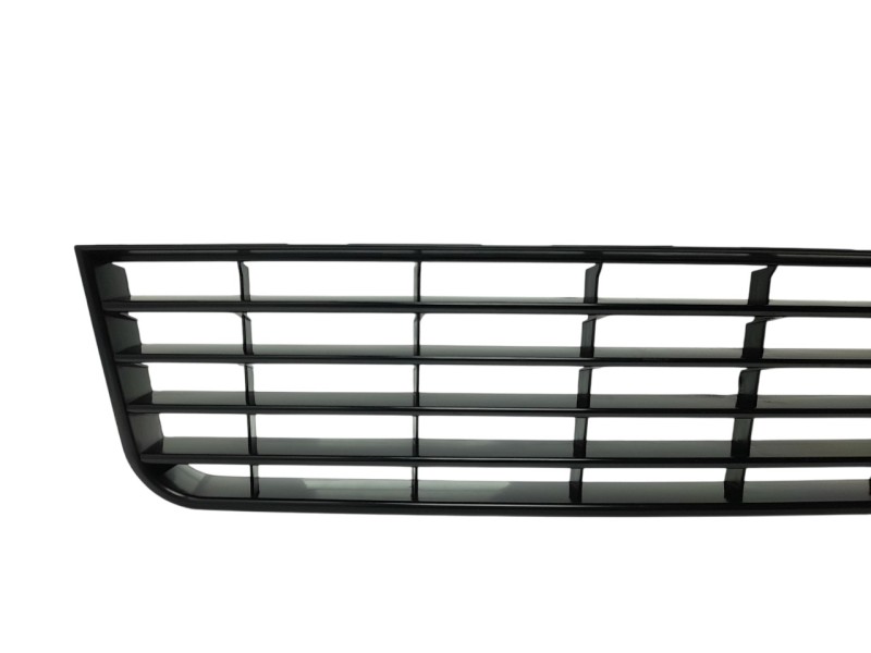 Recambio de rejilla paragolpes central para volkswagen golf v berlina (1k1) referencia OEM IAM  1K08536779B9 107233202/2401240/V