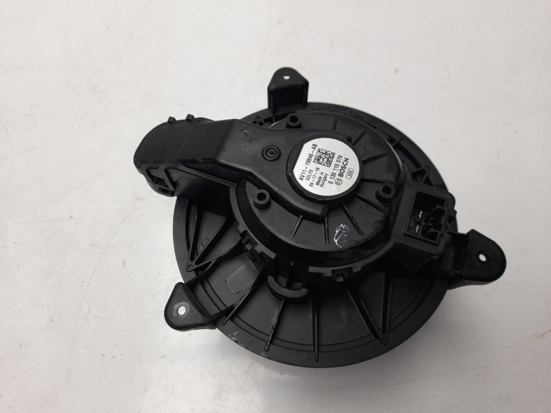 Recambio de ventilador calefaccion para ford tourneo courier (c4a) titanium referencia OEM IAM AV1119846  