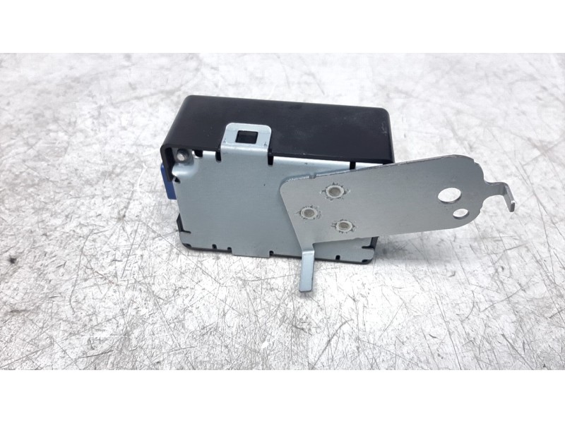 Recambio de modulo electronico para toyota rav4 referencia OEM IAM 8974042190  