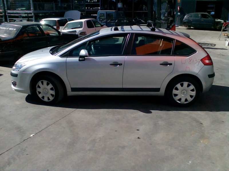 citroen c4 berlina del año 2006