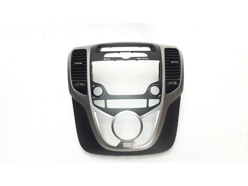 Recambio de moldura para hyundai ix20 gls comfort blue referencia OEM IAM 847401K710  