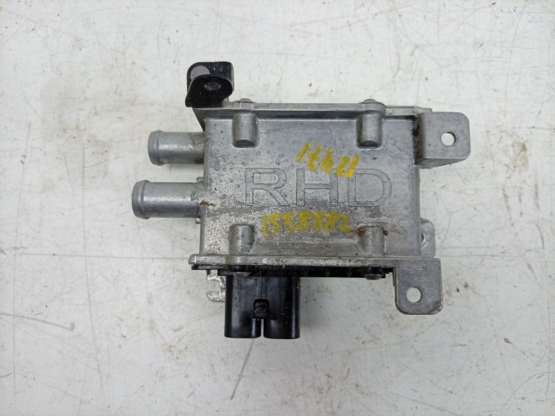 Recambio de valvula intercambio de calefaccion para renault 4 e-tech 120 referencia OEM IAM  271432470R 