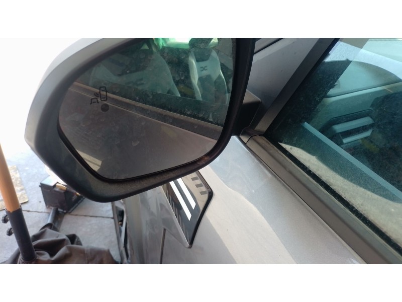 Recambio de retrovisor izquierdo para dacia bigster referencia OEM IAM   