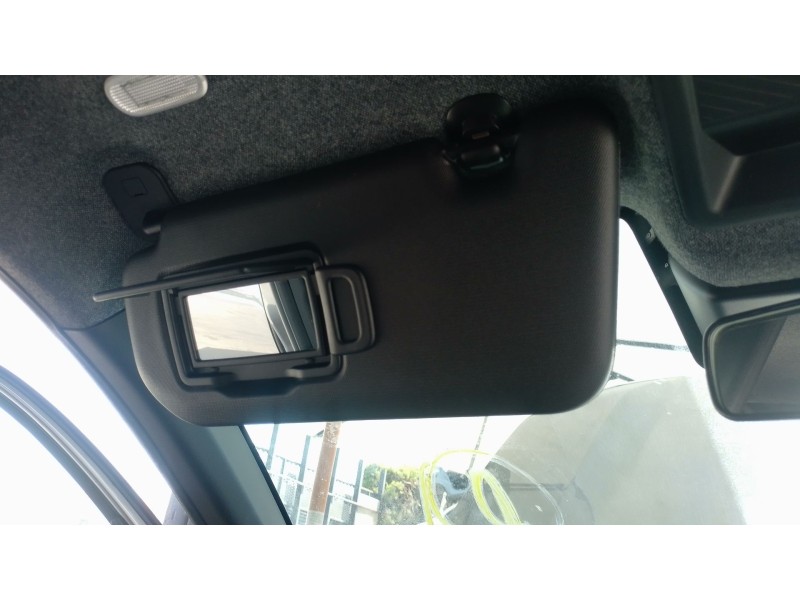 Recambio de parasol izquierdo para dacia bigster referencia OEM IAM   