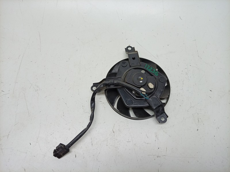 Recambio de electroventilador para yamaha x-max x-max 400 (sh11) referencia OEM IAM  BL1E240A0100 